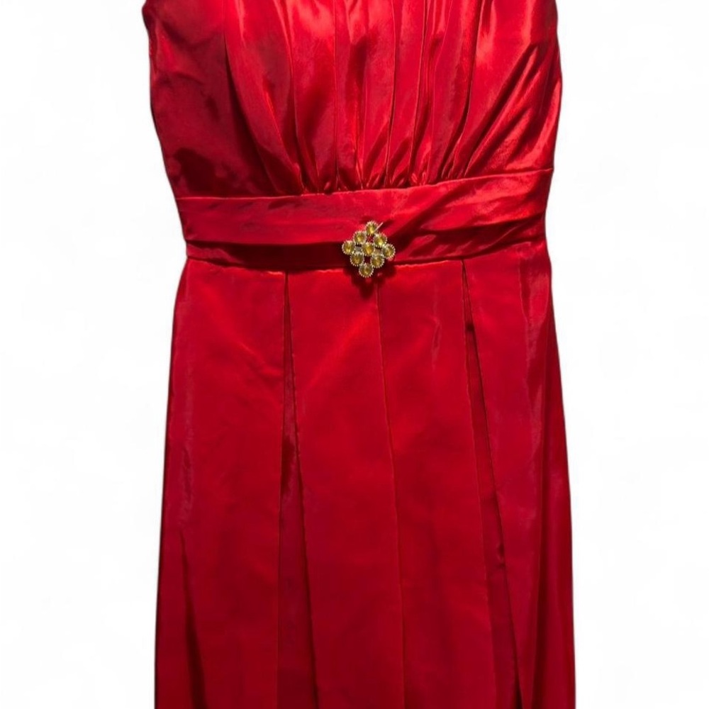 Elegant Red Evening Gown